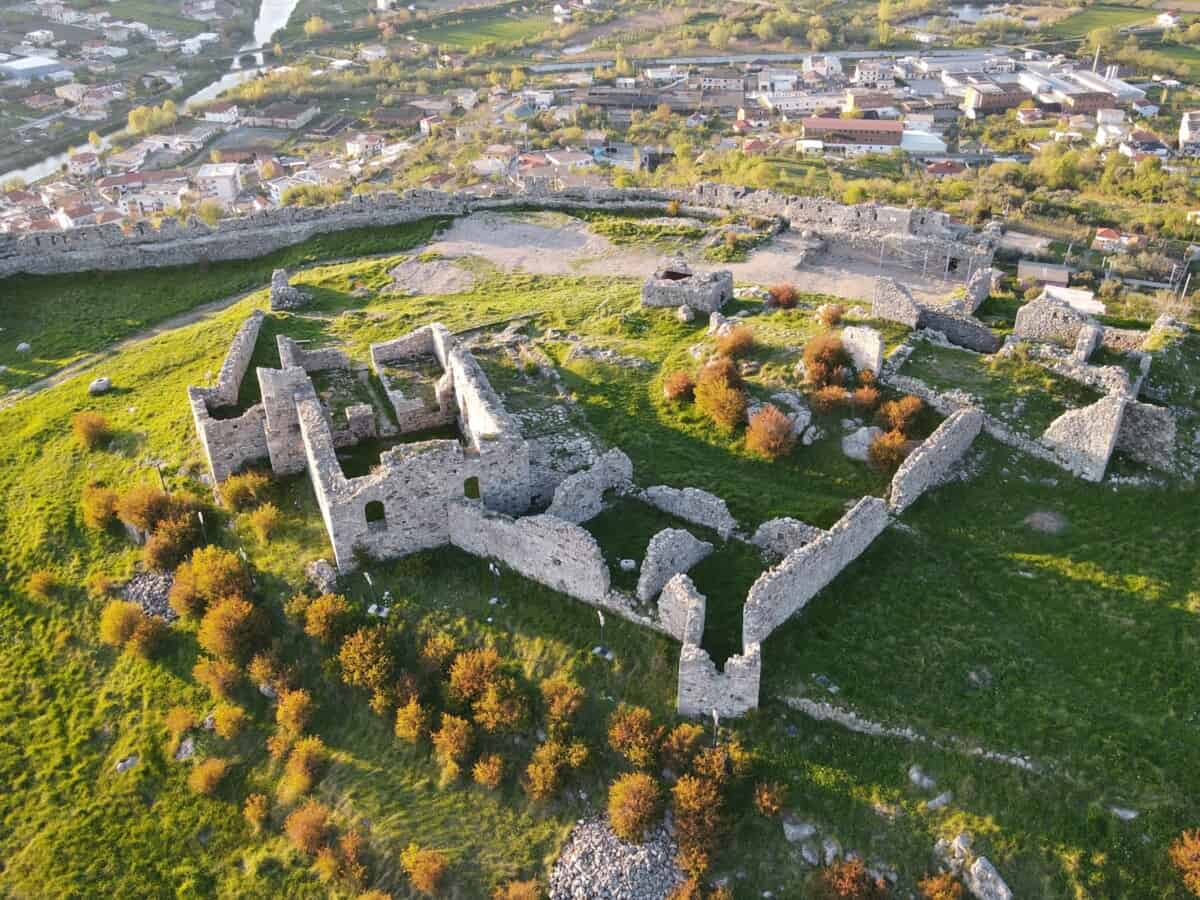 Lezhë hrad03