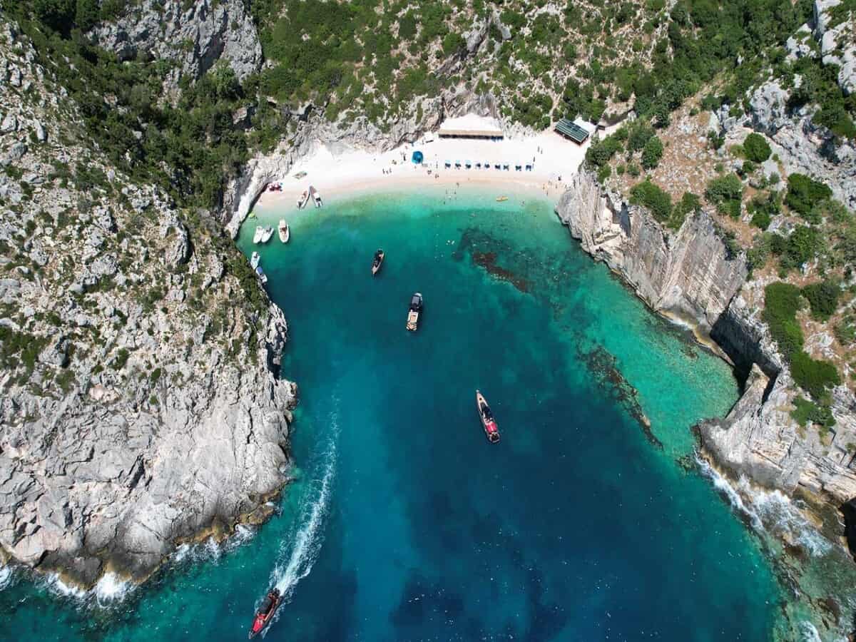 grama bay