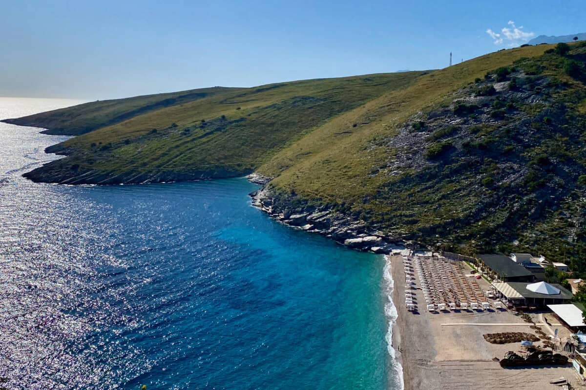 llamani beach